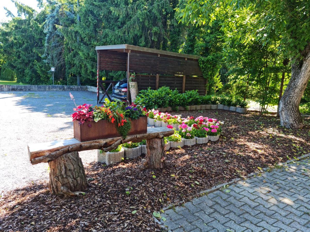Hotel Landgasthof Fromm Untergruppenbach Dış mekan fotoğraf
